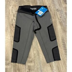 New with Tags Ultimate Direction Women's Size Small Hydro 3/4 Tight Gray